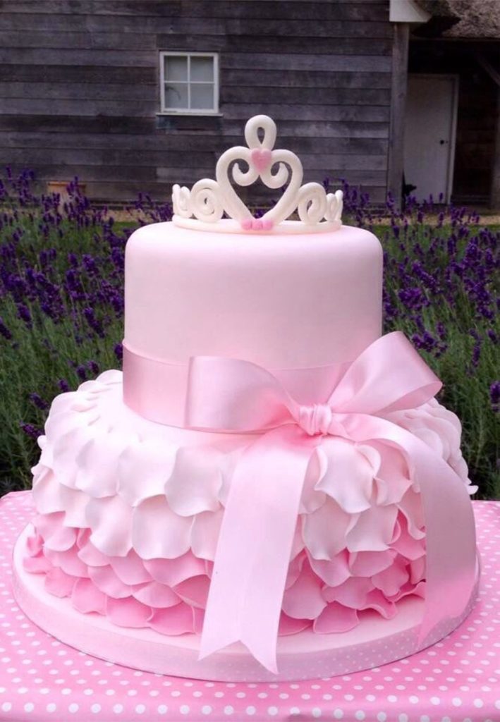 Beautiful Princess Crown Cake