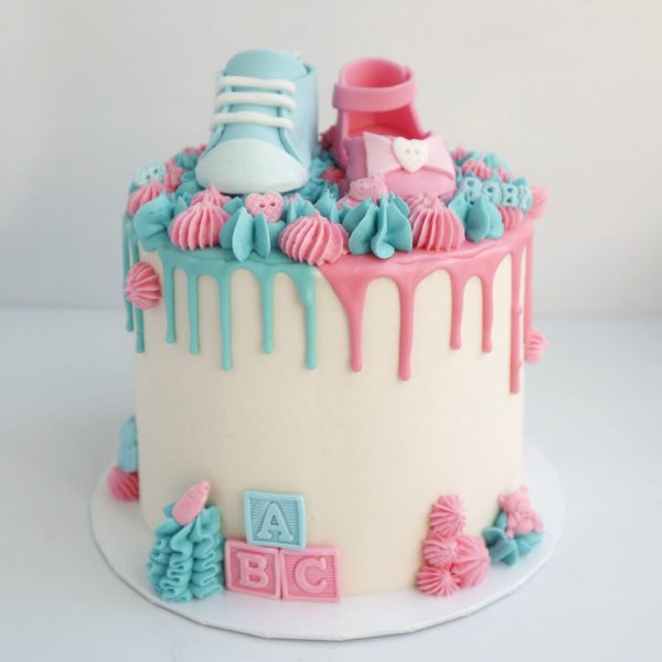 Creamy Gender Drip Cake