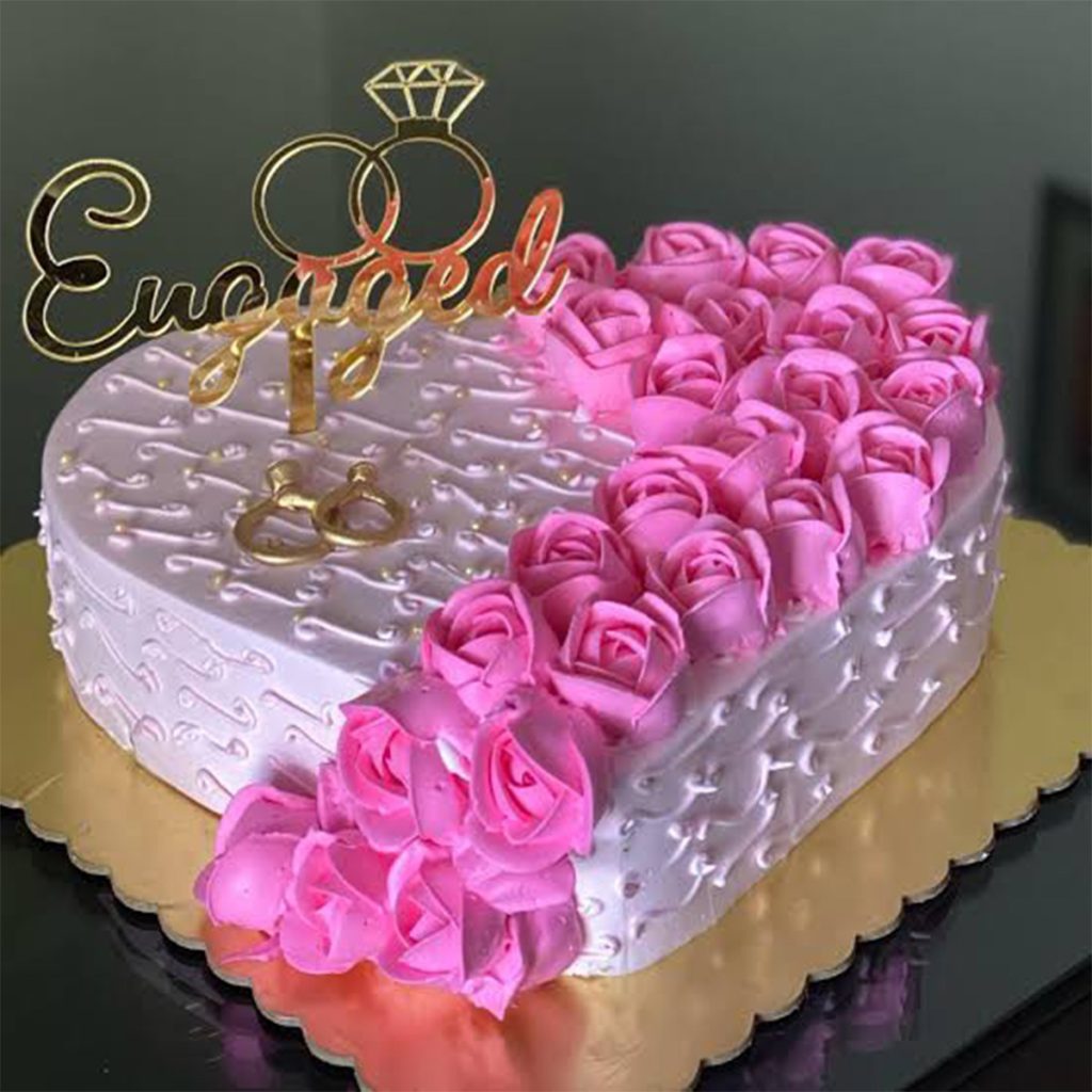 Flower Designed Heart Shaped Cake