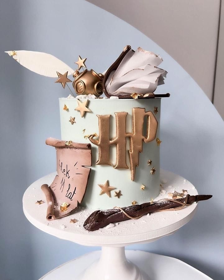 Harry Potter Themed Cake