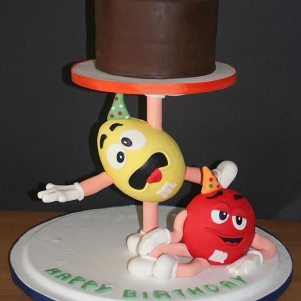 Humpty Dumpty Anti Gravity Cake