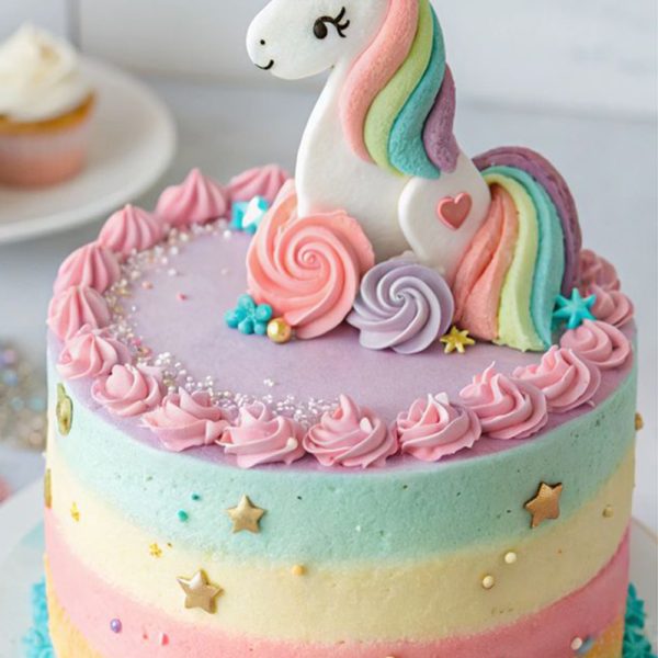Magical Creamy Unicorn Cake