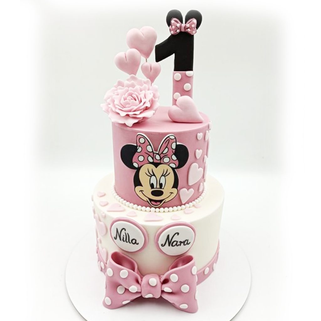 Minnie Mouse Themed Cake