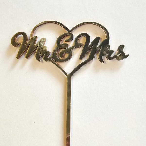 Mr and Mrs Text with Heart Topper