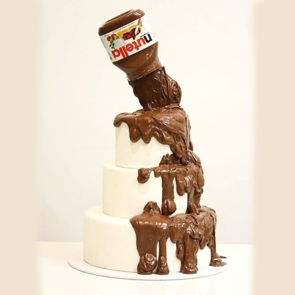 Nutella Anti Gravity Cake