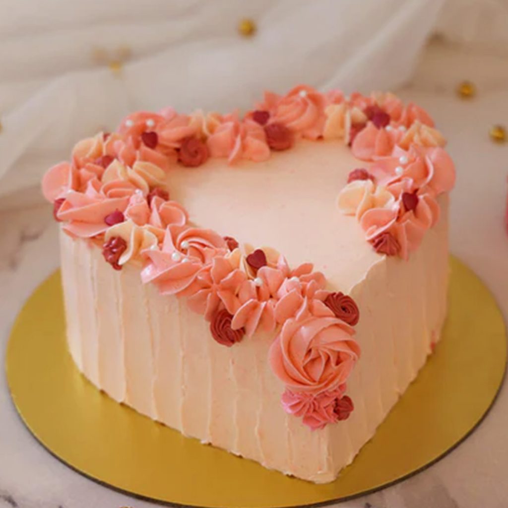 Tiny Heart Shaped Floral Cake