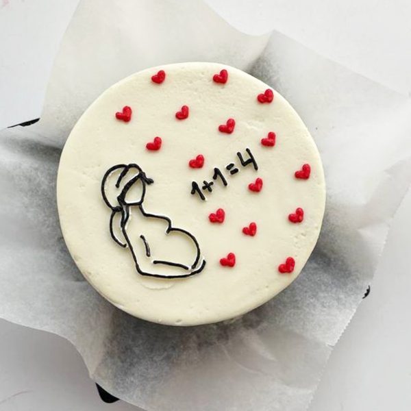 Twins Mom To Be Bento Cake